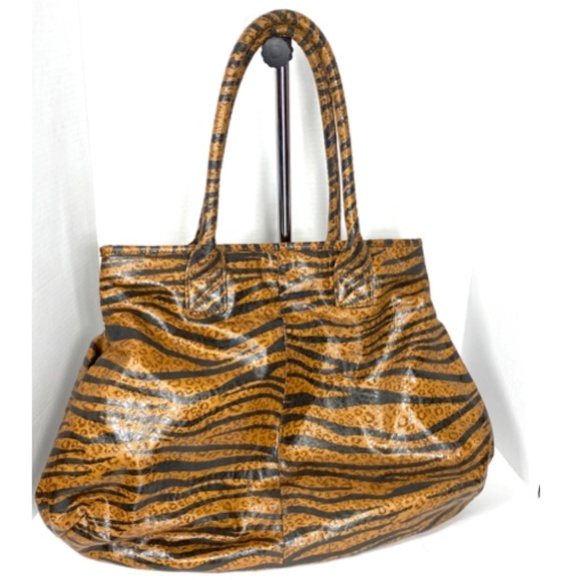 Carlos Santana Animal Print Hobo Bag - Picture 14 of 14